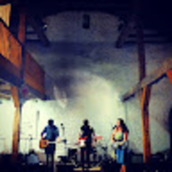 Meet your Posher, Alex - Picture 1 of 1